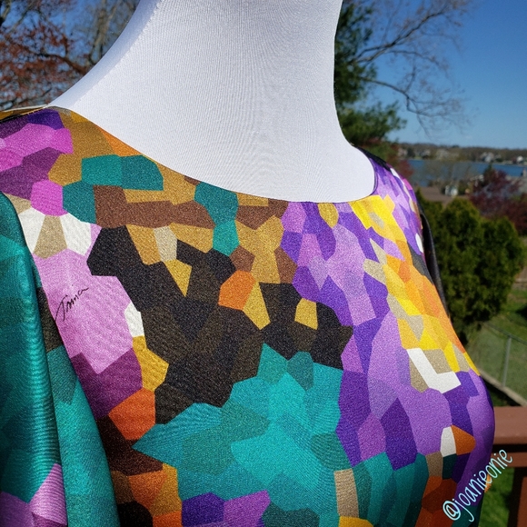 xx TRINA TURK Silk Geo Print Ruffle Sleeve Sz 2 EUC - Picture 7 of 9